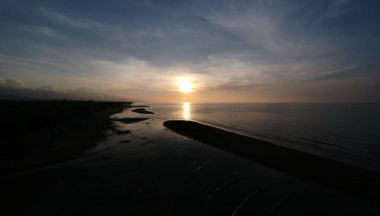 Ocean Beachfront Villa Dini Banjar  Exterior foto