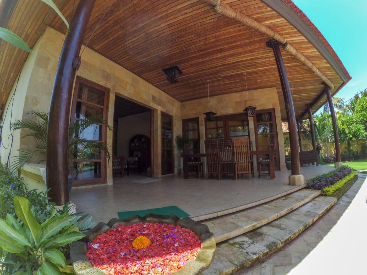 Ocean Beachfront Villa Dini Banjar  Exterior foto