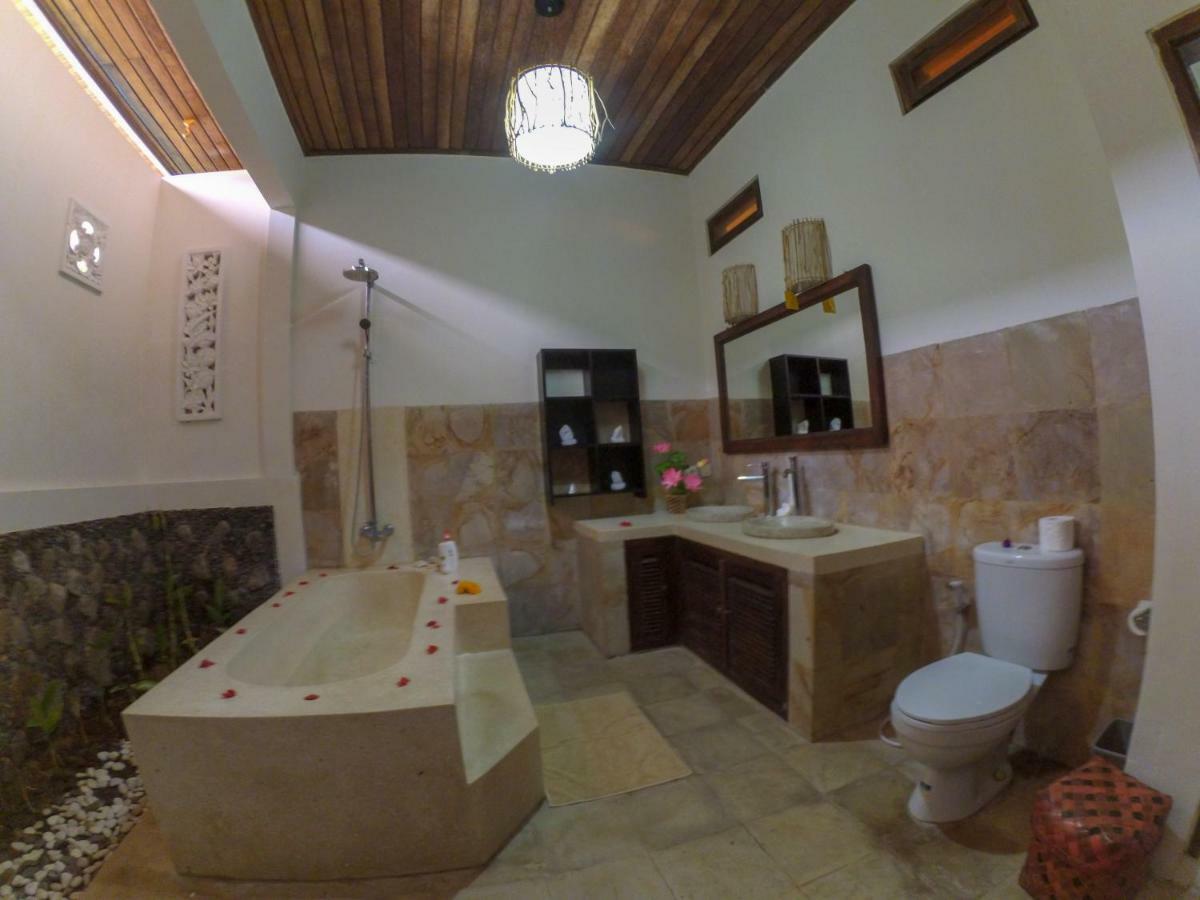 Ocean Beachfront Villa Dini Banjar  Exterior foto